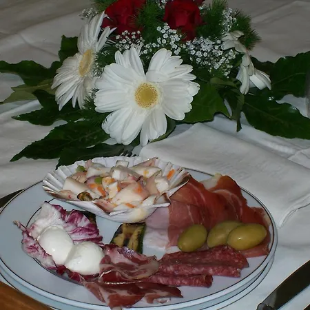 Hotel Laura 3*